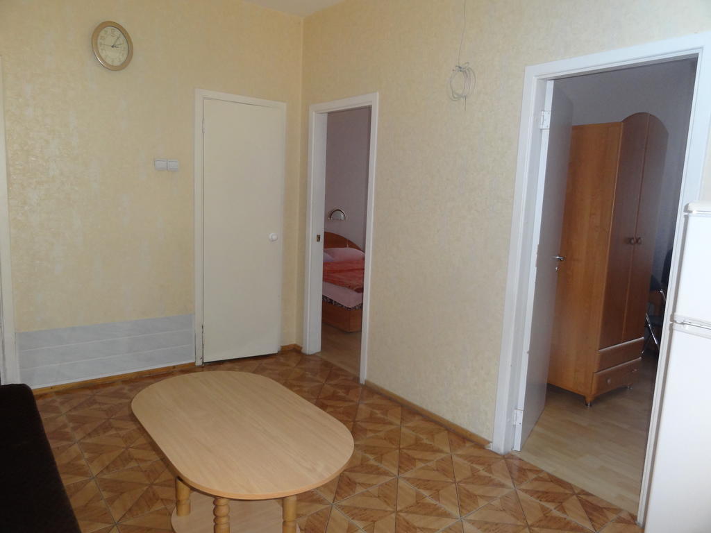 דאוגבפילס Hotel Rebir חדר תמונה